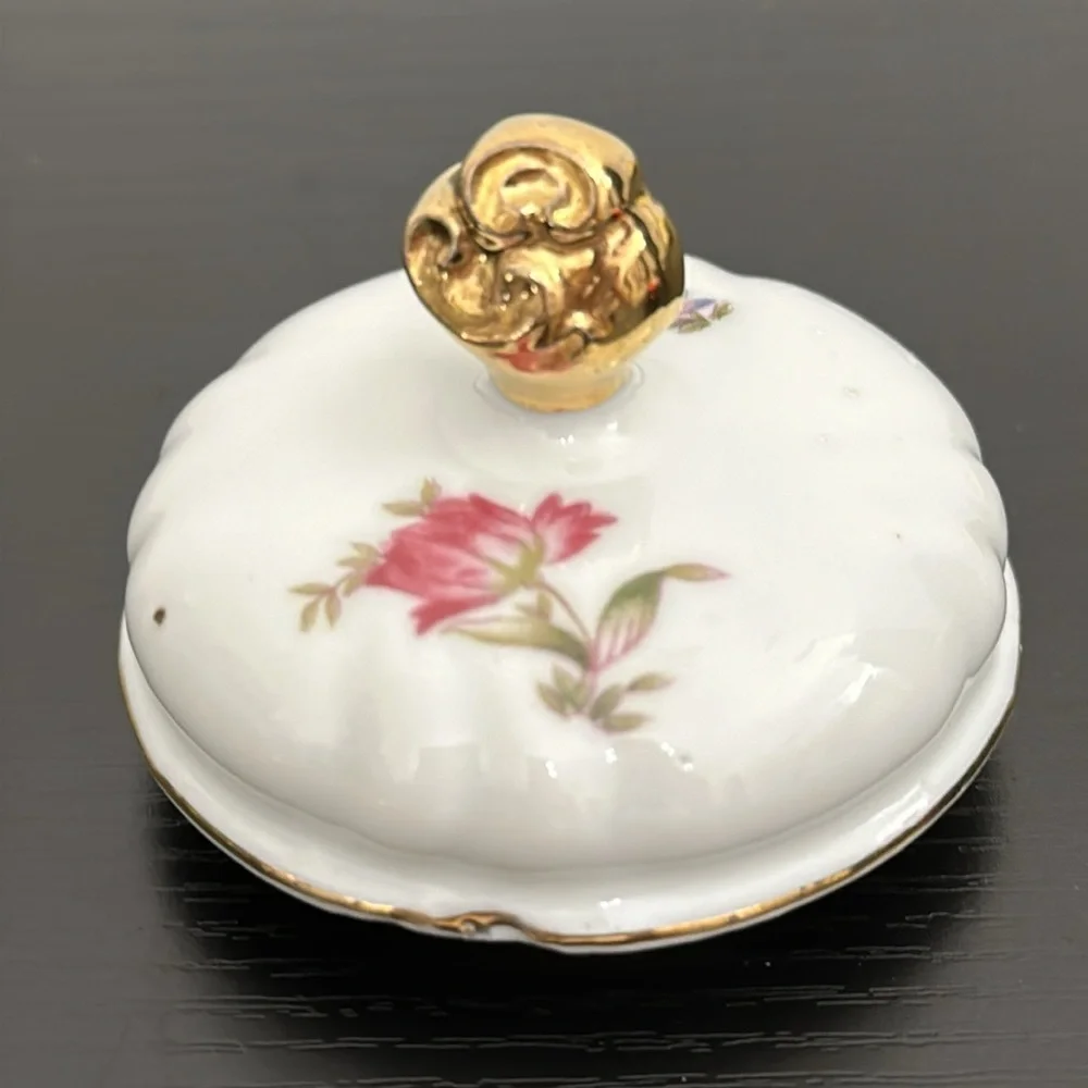 Lefton Porcelain Hand Painted Footed Sugar Bowl NE 3476